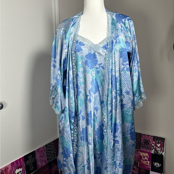 Cabernet Blue Chemise with Watercolor Pattern - Picture 6 of 6